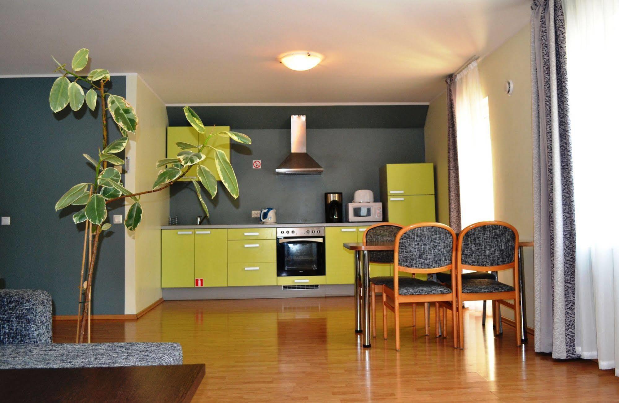 Pilve Apartments Tallinn Exteriör bild